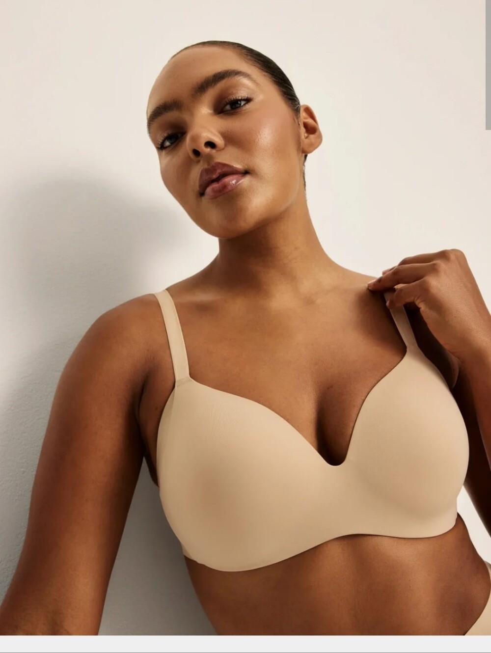 NWT Knix Wing Women Bra Size 7+ Beige
